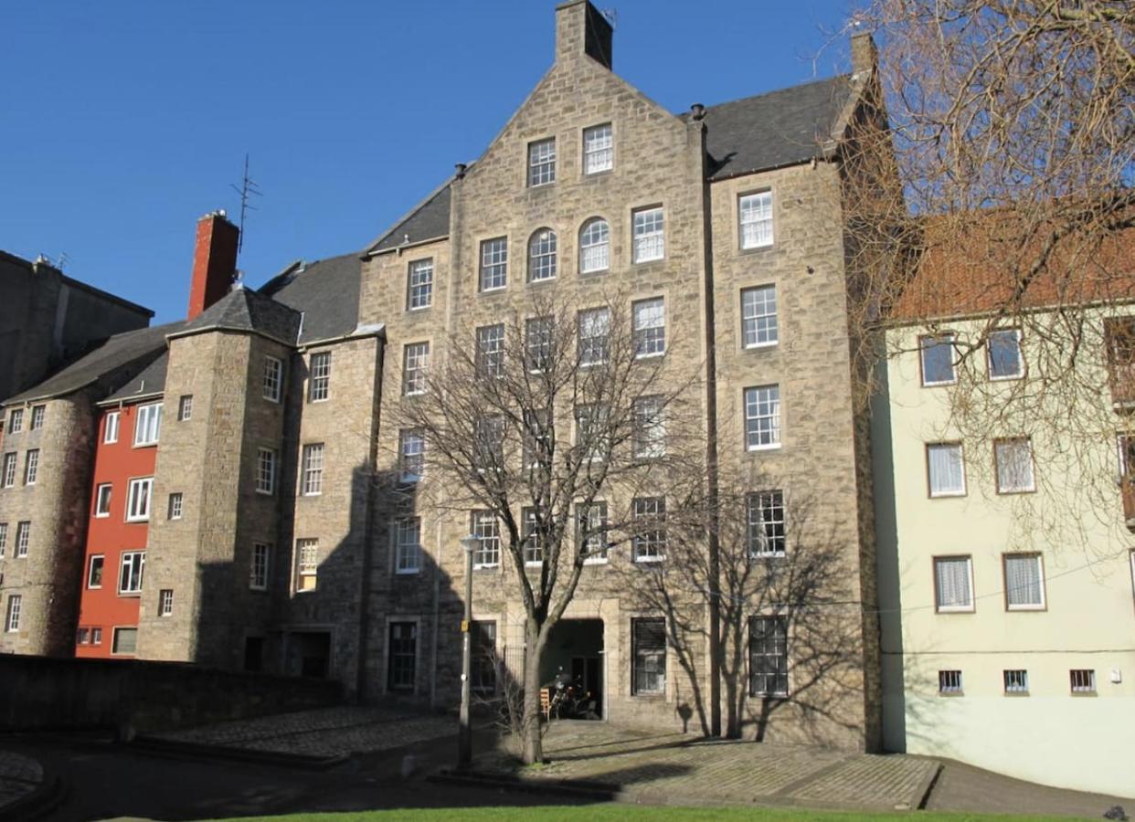 Royal Mile Apartment Edinburgh Exterior photo